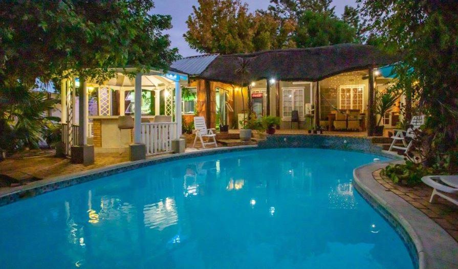 Sunbell Ventures Guesthouse 开普敦 外观 照片
