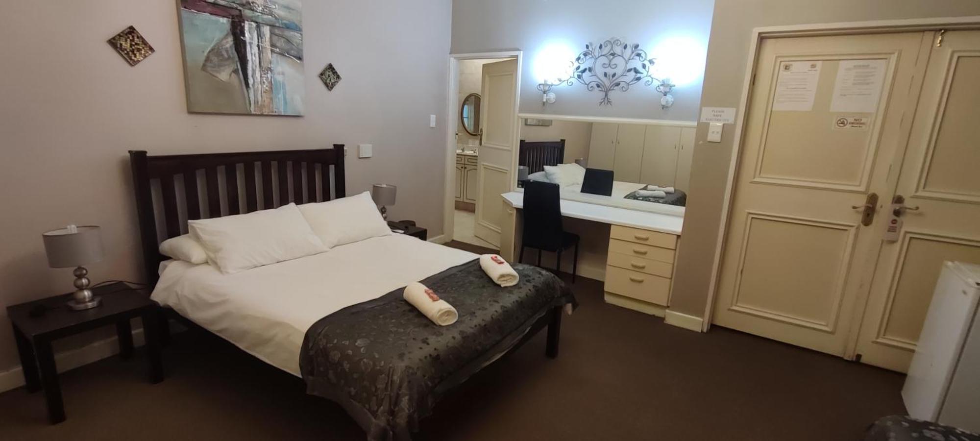 Sunbell Ventures Guesthouse 开普敦 外观 照片