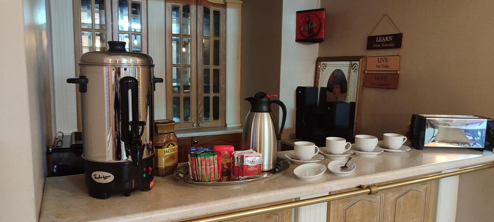 Sunbell Ventures Guesthouse 开普敦 外观 照片